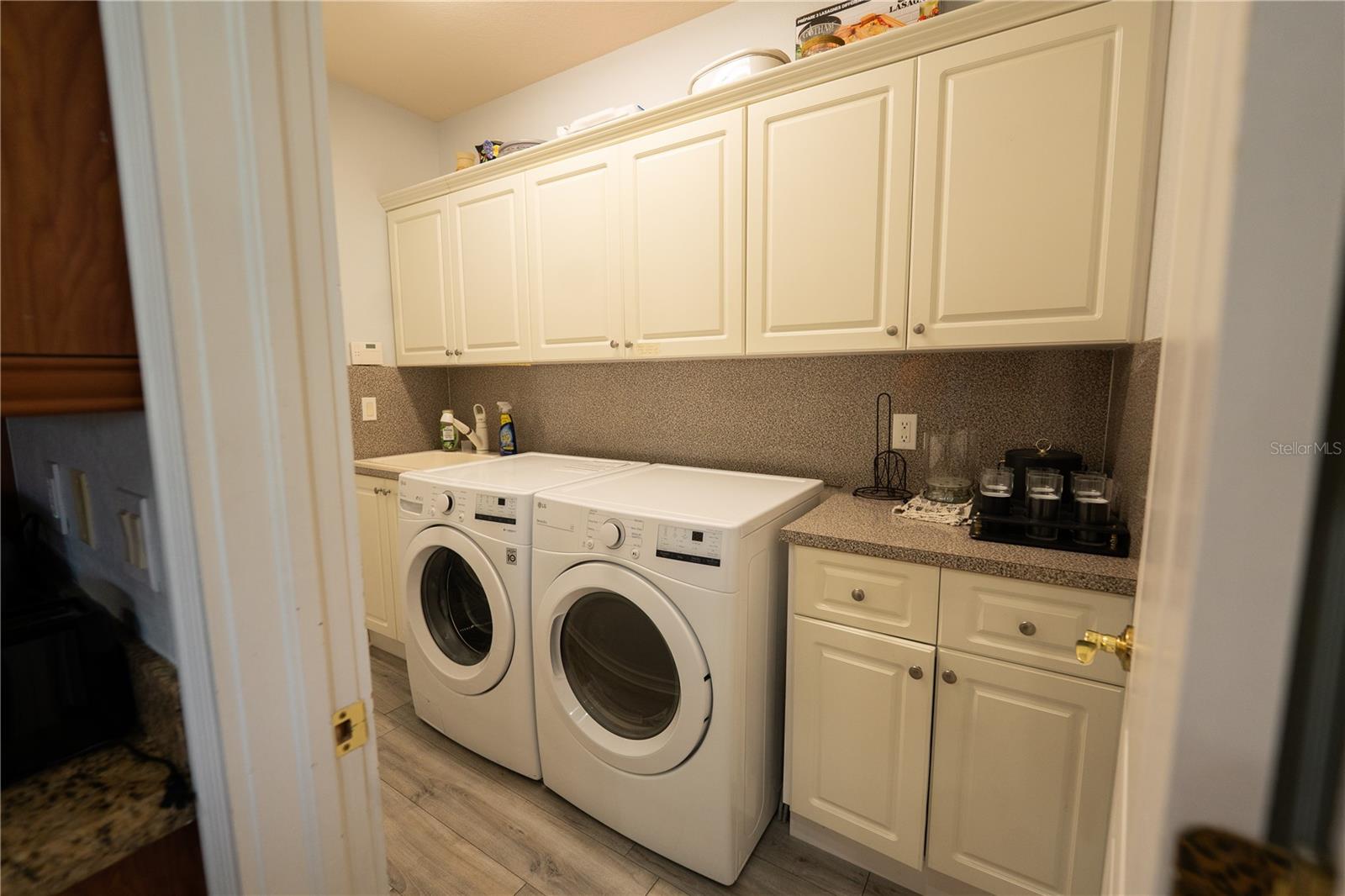 ROTONDA WEST WHITE MARSH - Residential