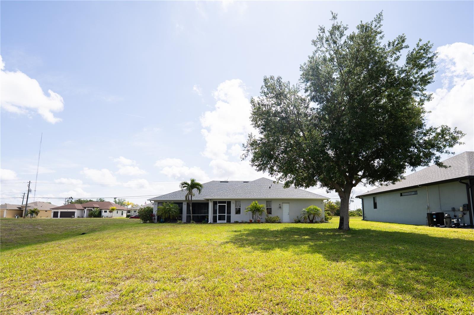 ROTONDA WEST WHITE MARSH - Residential