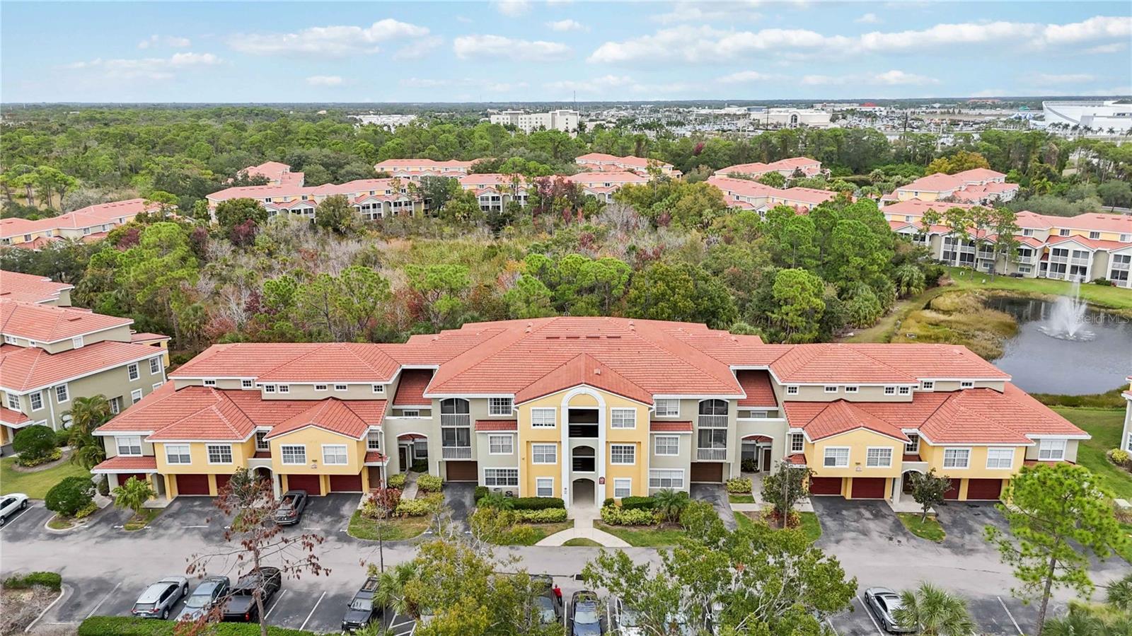 LAS PALMAS OF SARASOTA - Residential