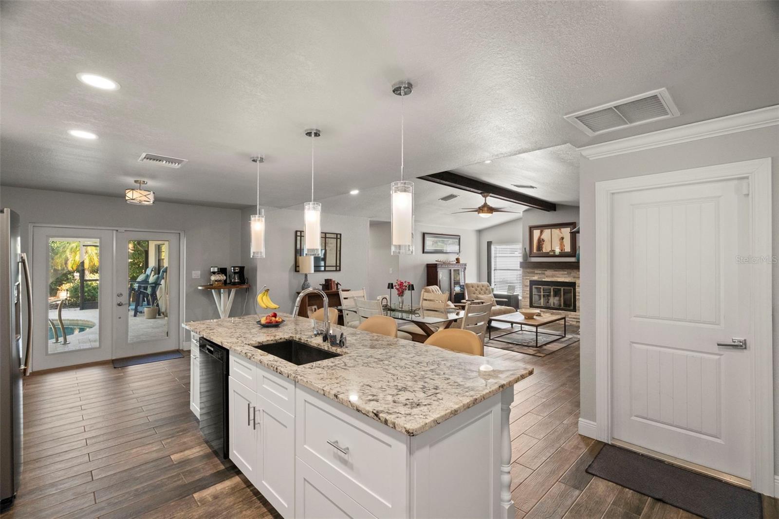 TARPON WOODS THIRD ADD - Residential