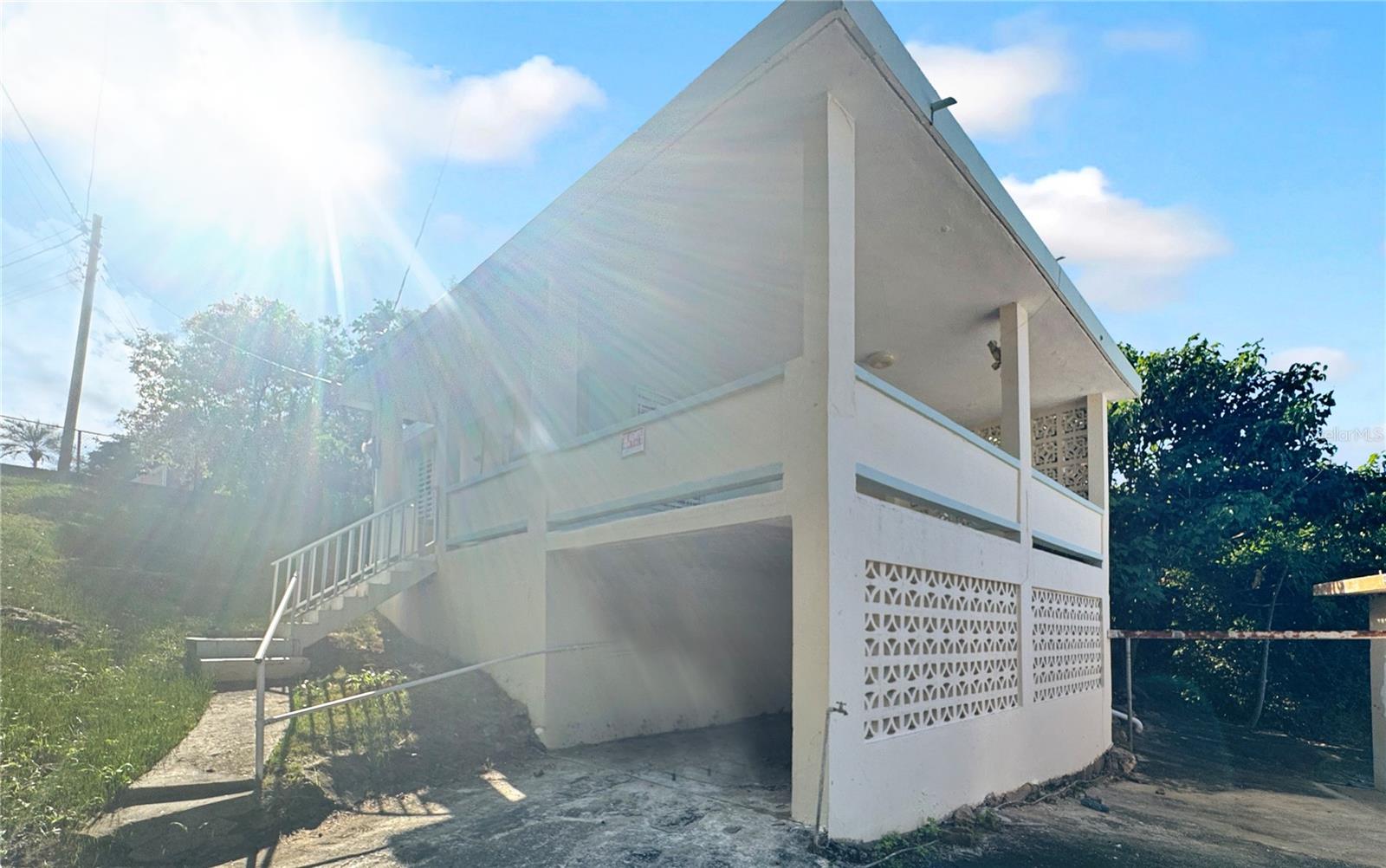 BO. PUENTE - Residential