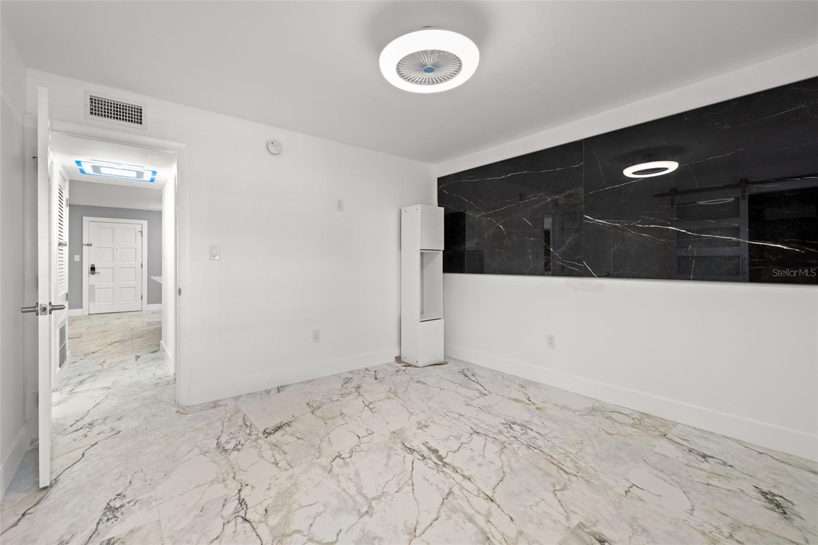 SIENA VILLAS AT BEACH PARK A C - Residential Lease