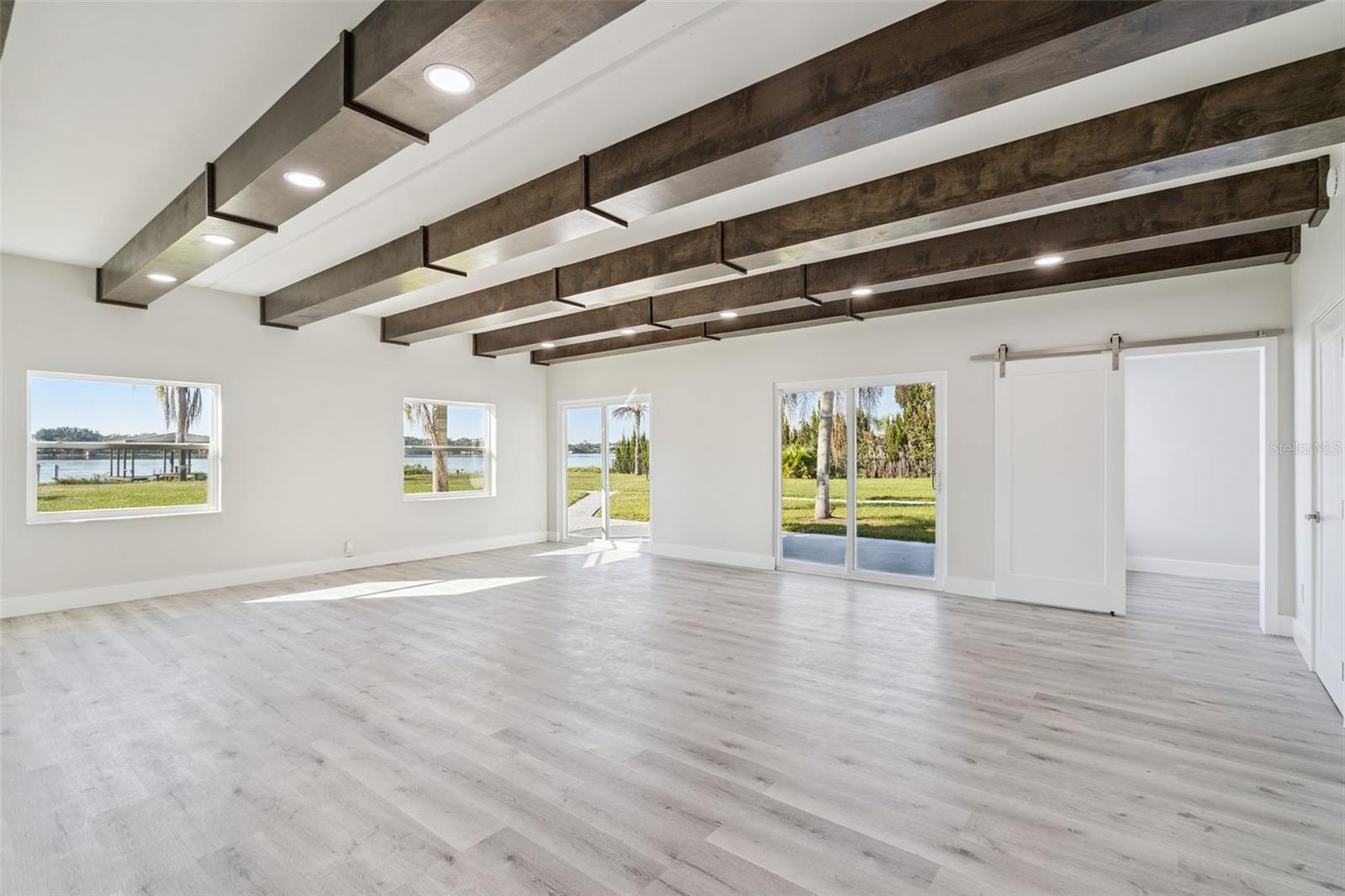 JESSAMINE BEACH REP - Residential