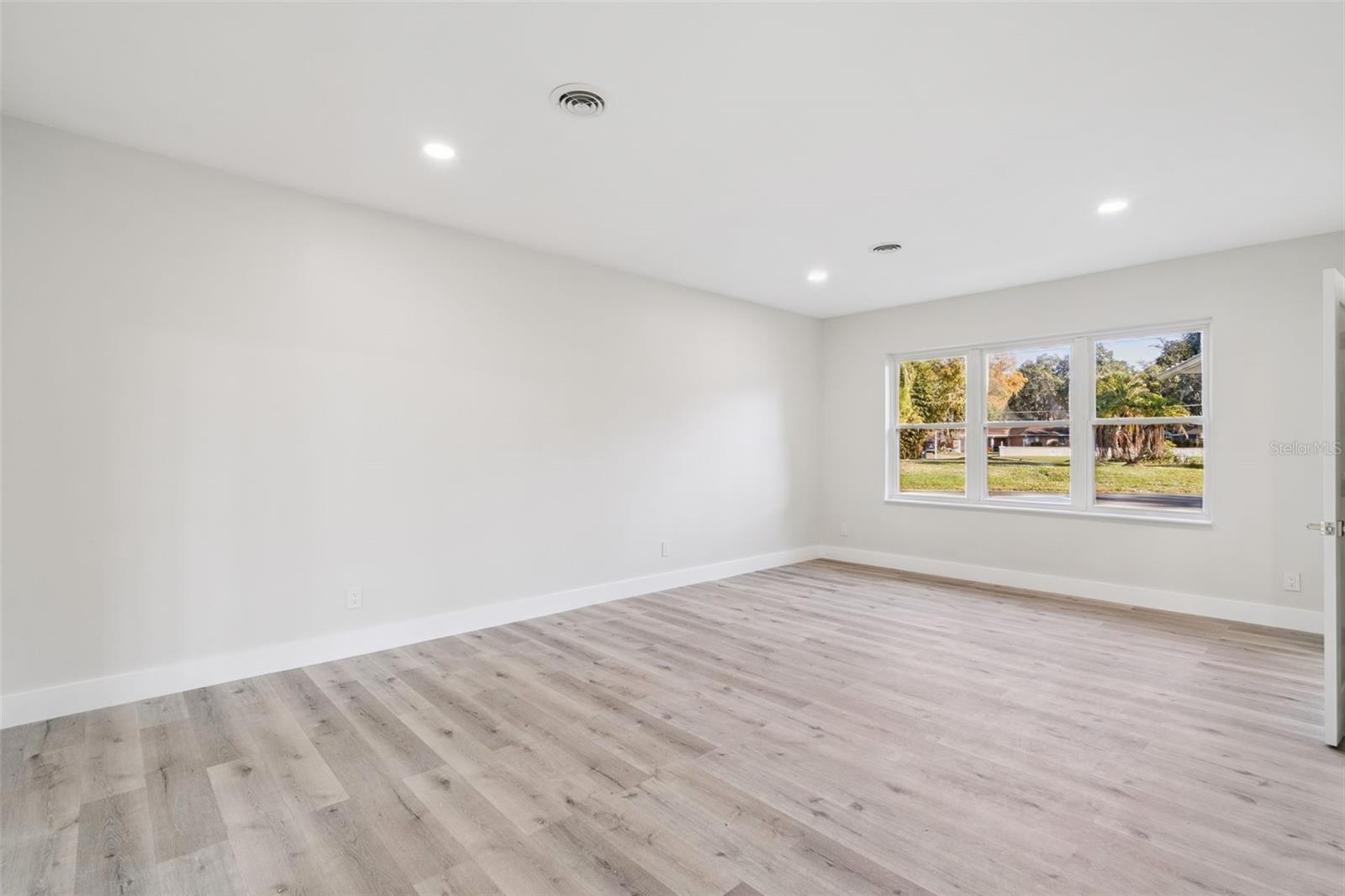 JESSAMINE BEACH REP - Residential