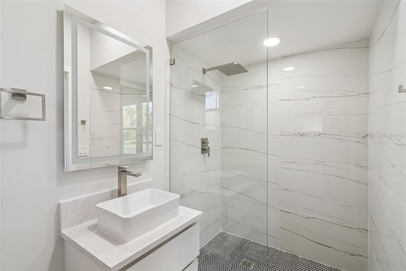 JESSAMINE BEACH REP - Residential