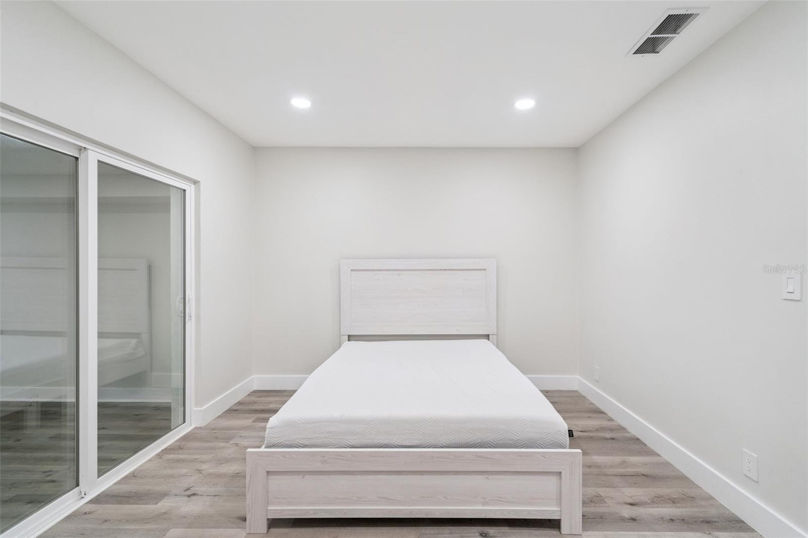 JESSAMINE BEACH REP - Residential