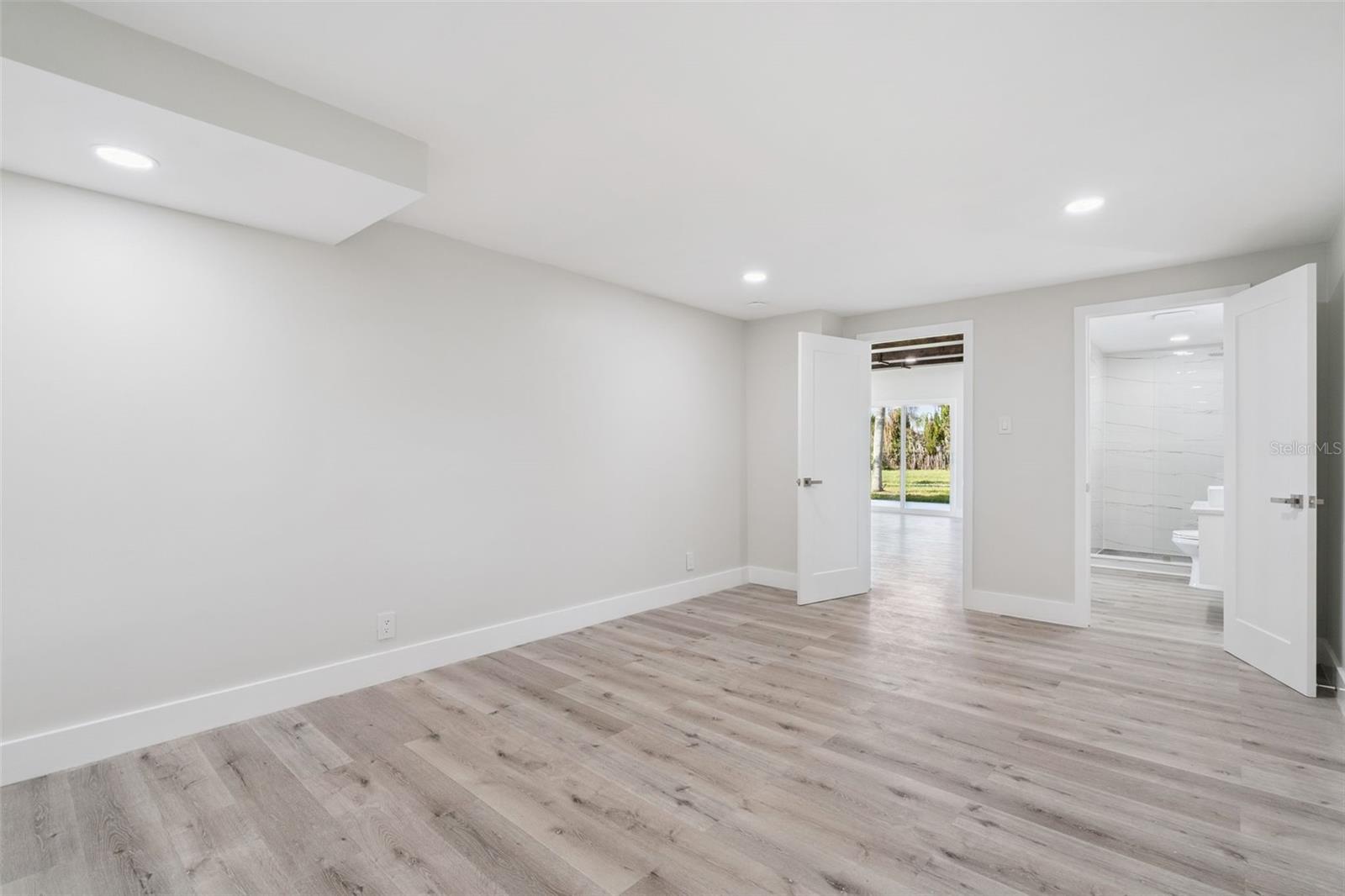 JESSAMINE BEACH REP - Residential