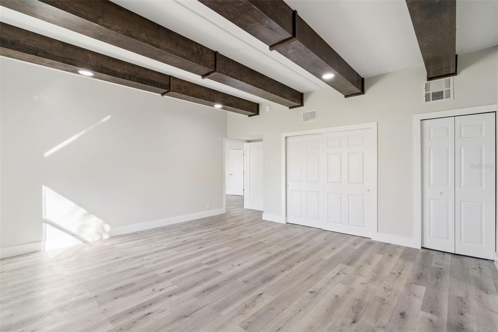 JESSAMINE BEACH REP - Residential