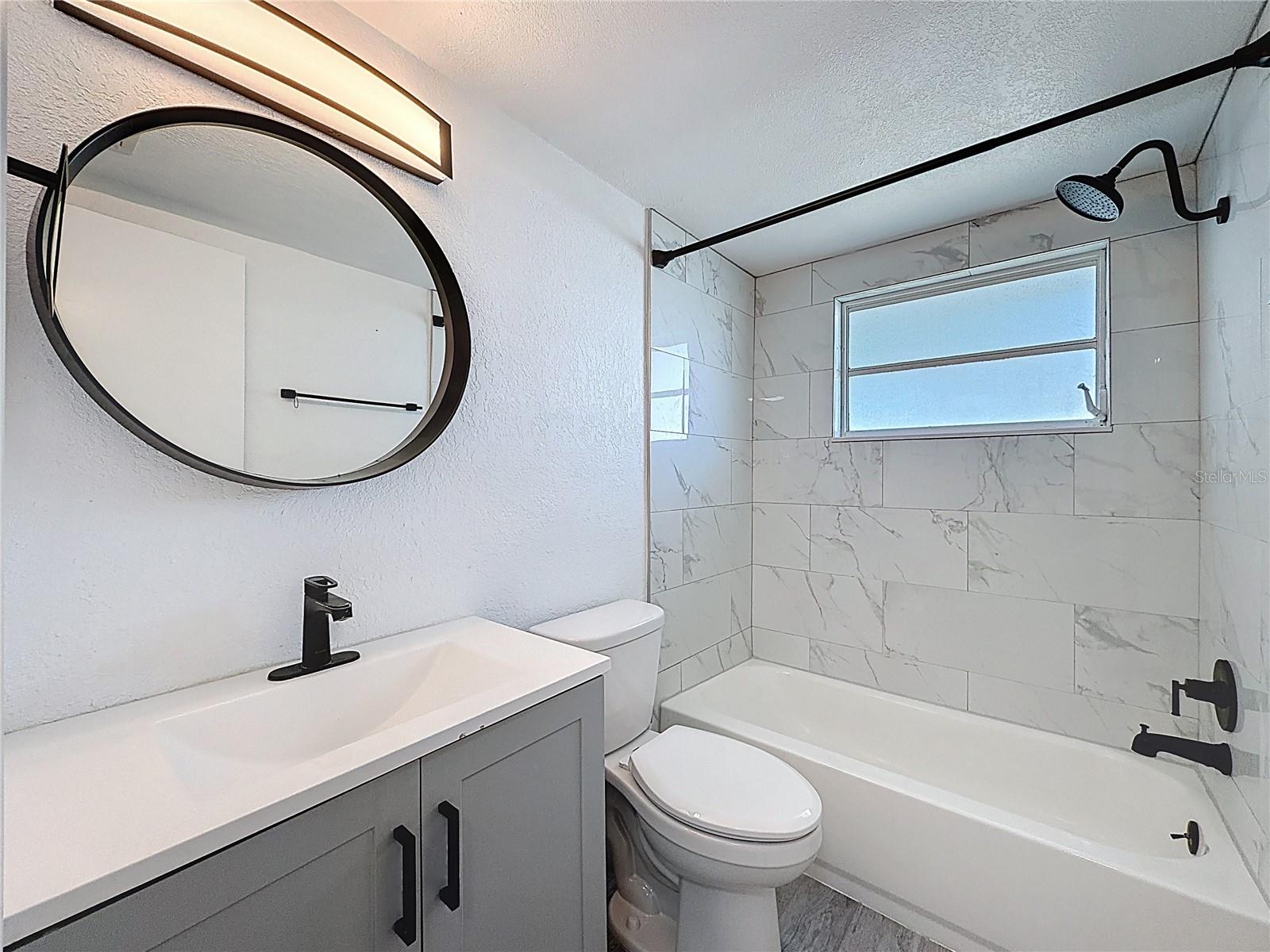 TAHITIAN HOMES - Residential