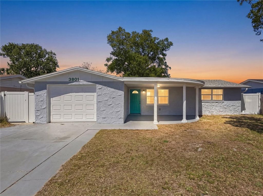 Photo of 3801 Sablewood Drive, Holiday, FL 34691 (MLS # W7884132)