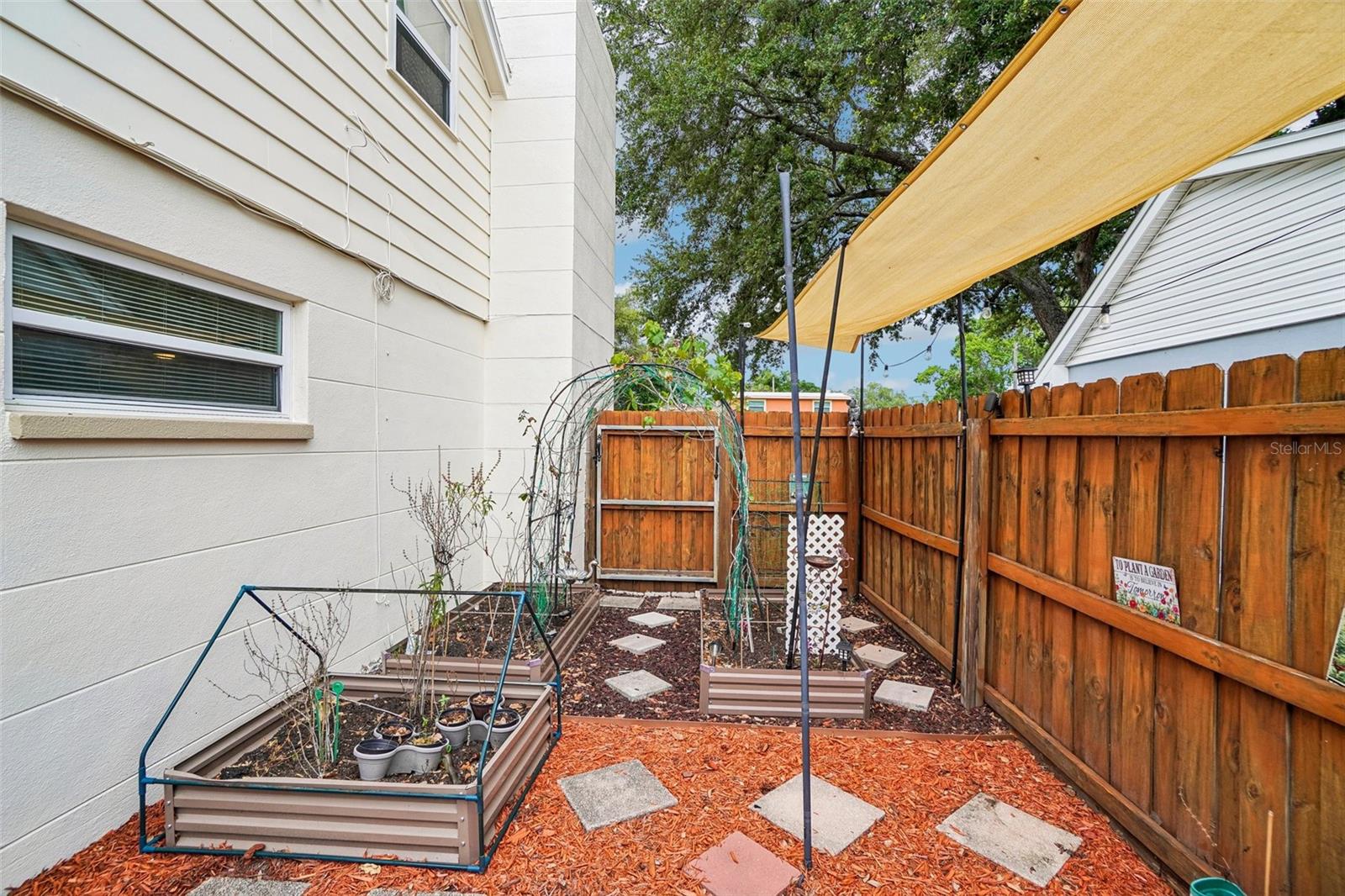 NEWPORT UNIT 5 - Residential