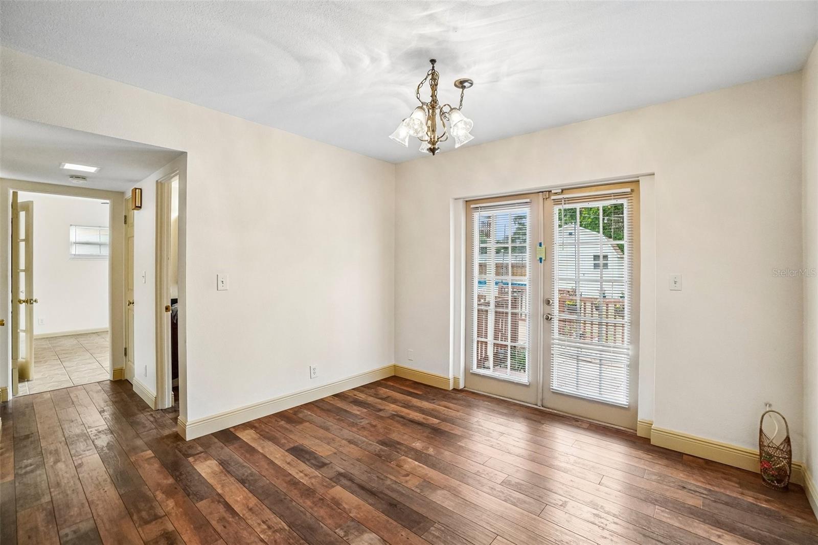 NEWPORT UNIT 5 - Residential
