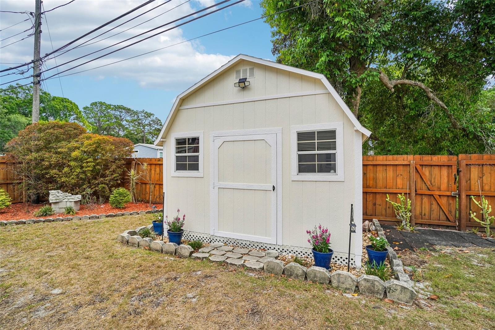 NEWPORT UNIT 5 - Residential