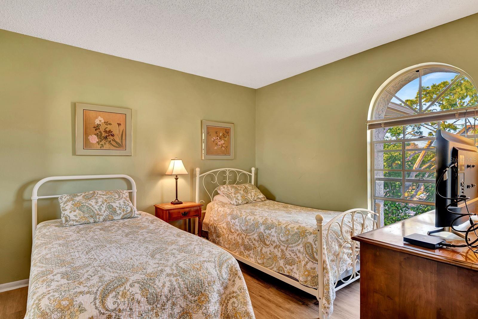 LANDMARK AT POINTE WEST I - Residential