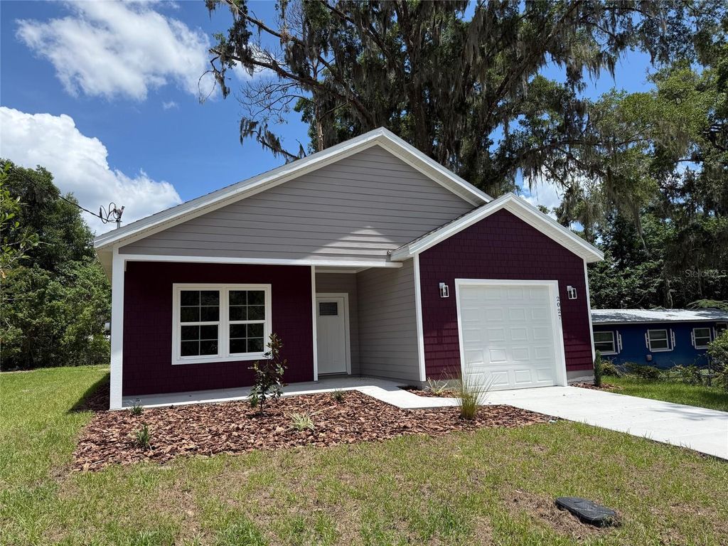 Photo of 2027 SE 45 Terrace, Gainesville, FL 32641 (MLS # GC540667)