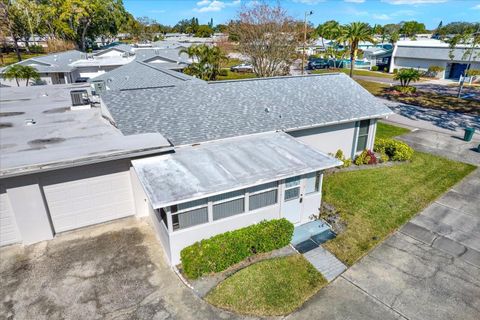 A home in PALM HARBOR