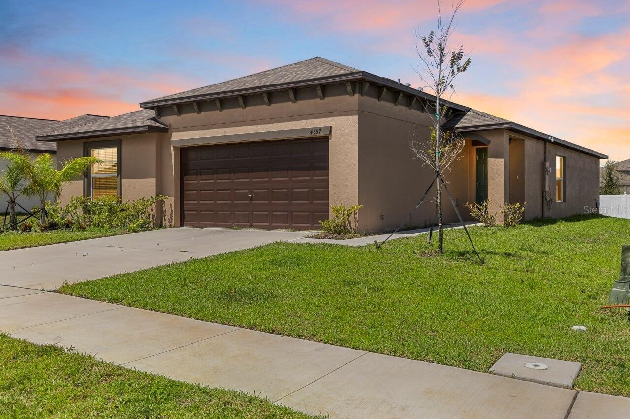 4357 FABULOUS FINCH LANE