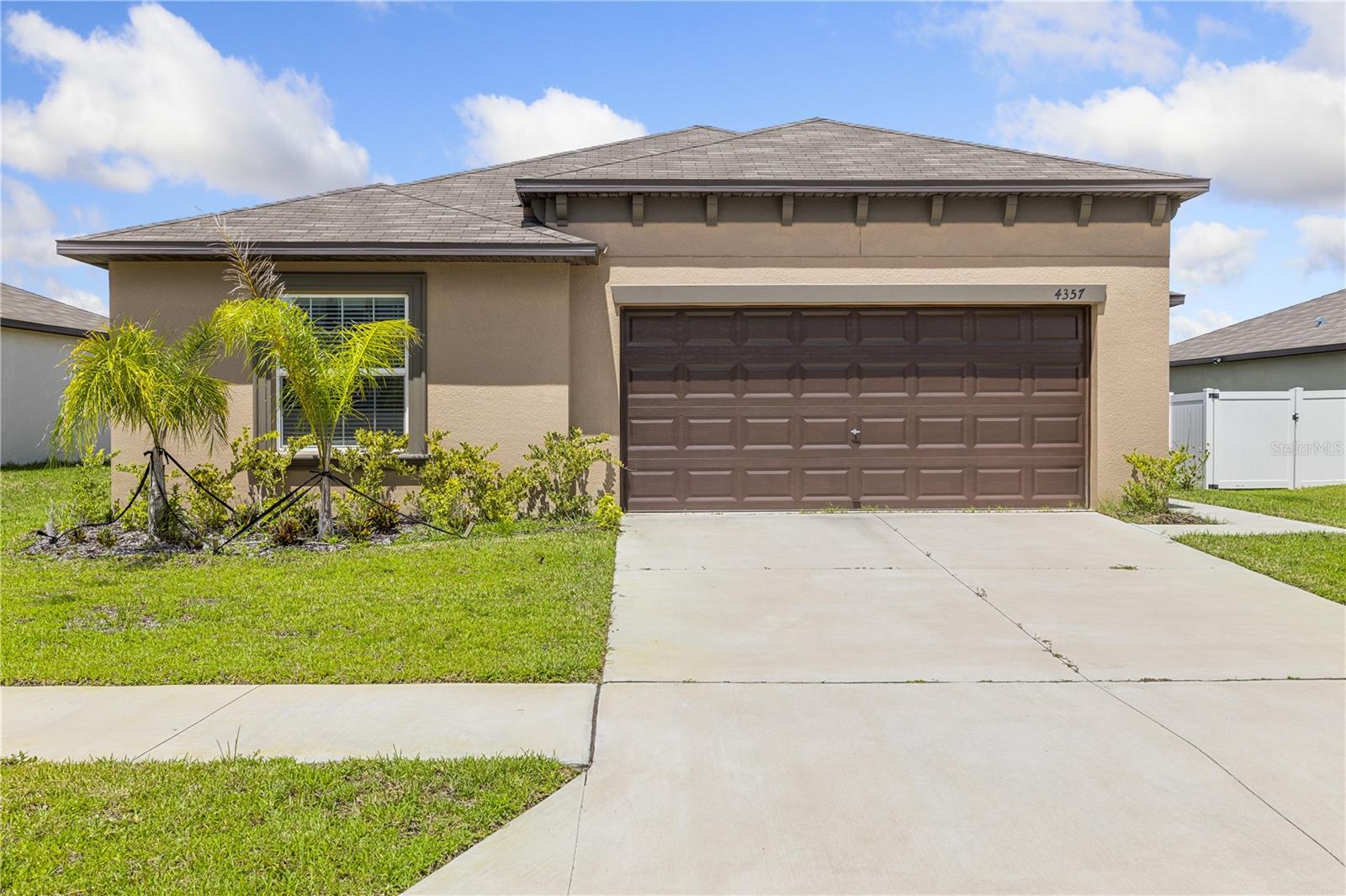 4357 FABULOUS FINCH LANE