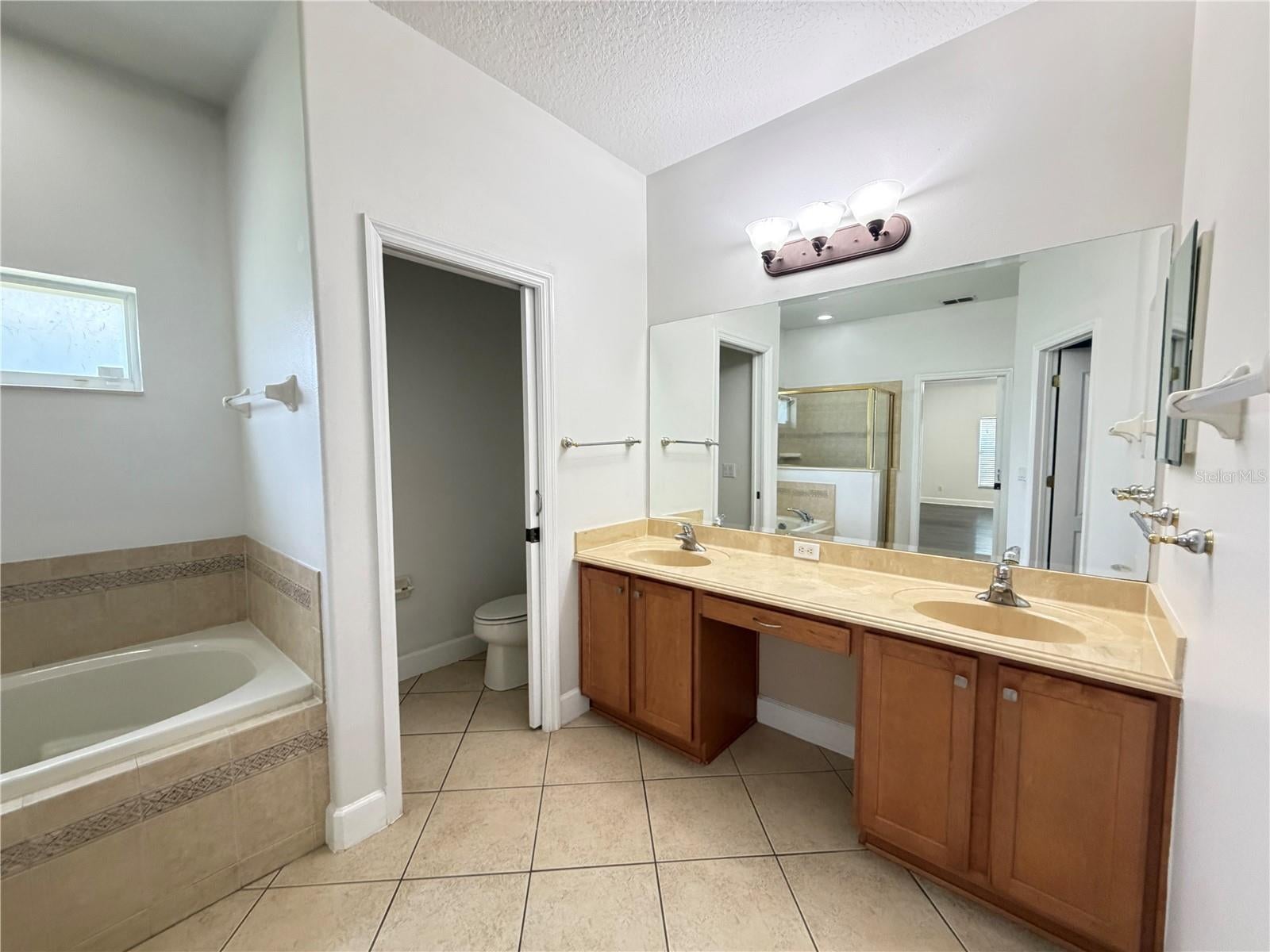 6317 ROLDEN COURT