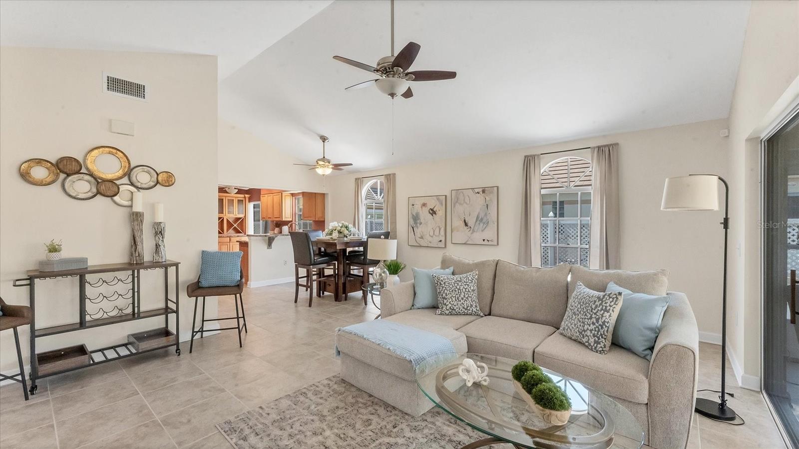 LAKEBRIDGE PH II & III - Residential Lease