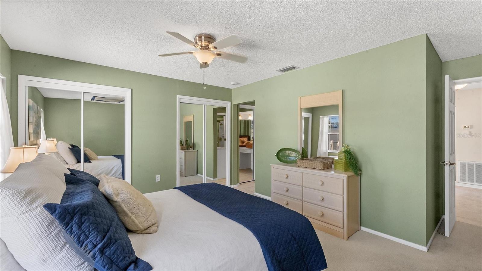 LAKEBRIDGE PH II & III - Residential Lease