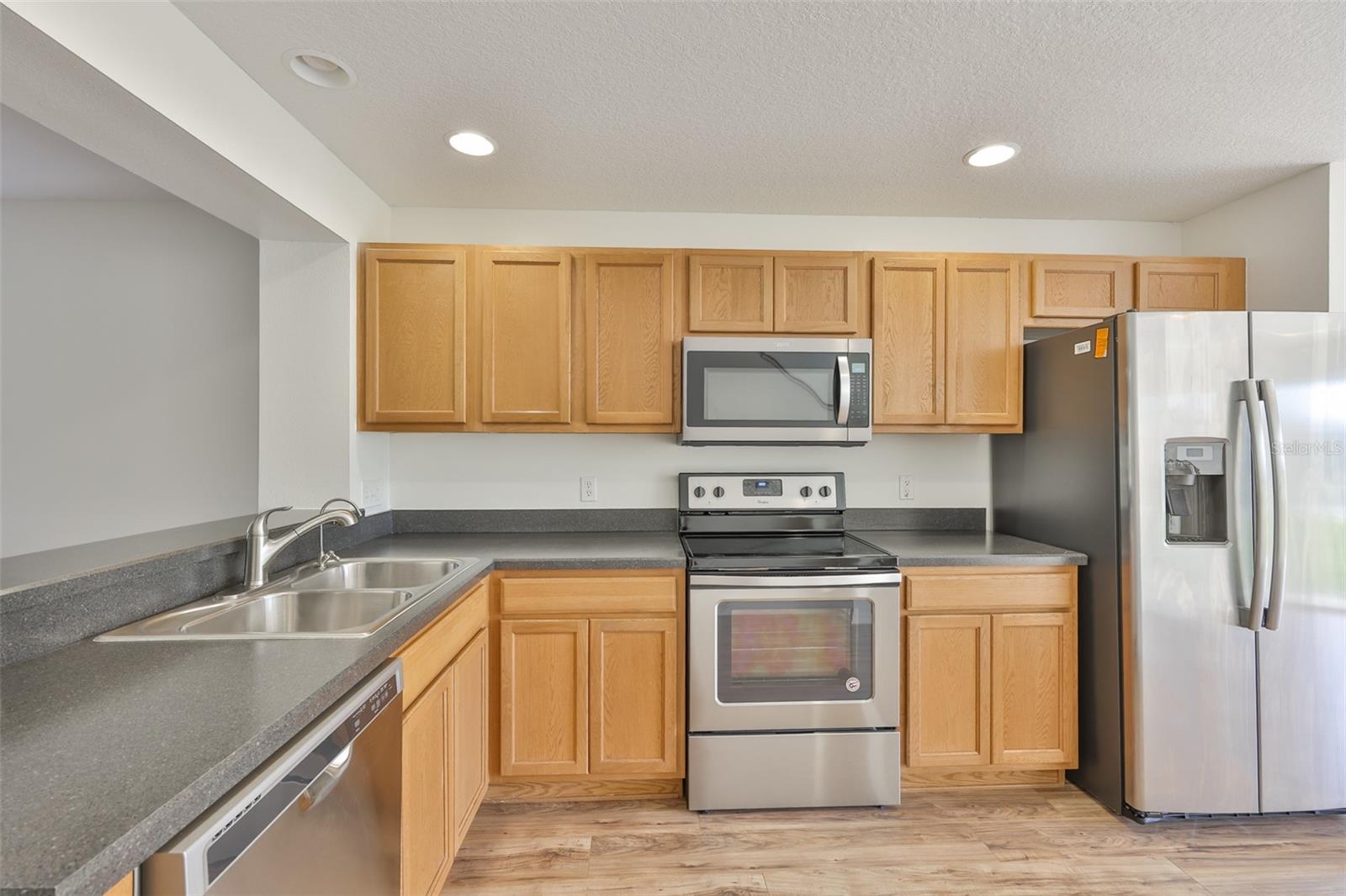 ST CHARLES PLACE PH 6 - Residential