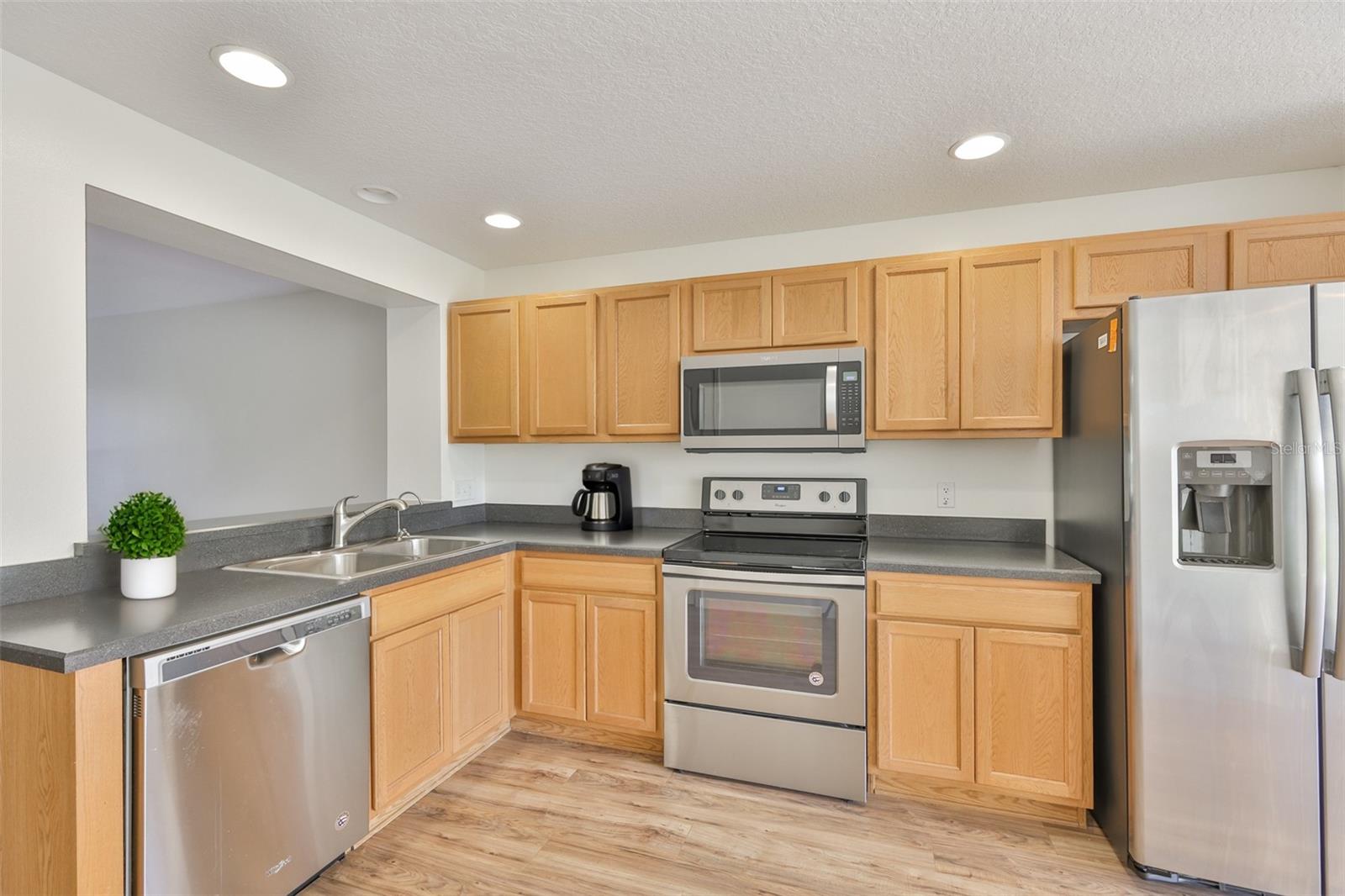 ST CHARLES PLACE PH 6 - Residential