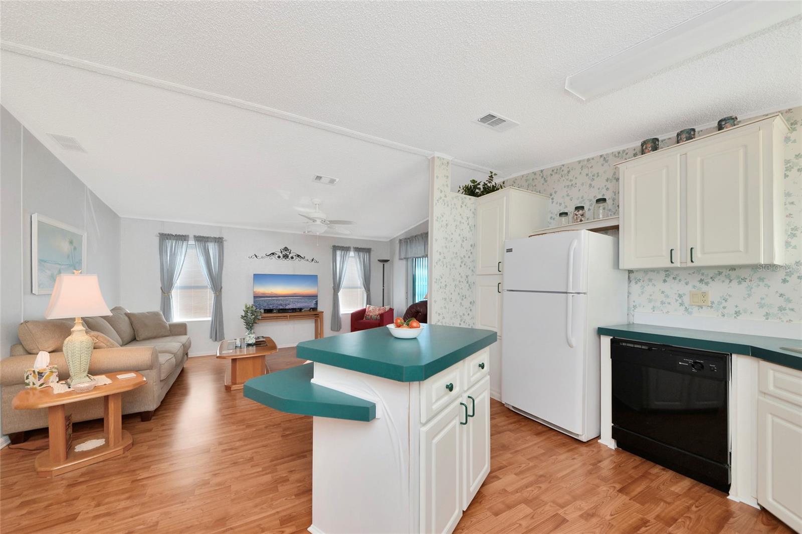 GOLF LAKES RESIDENTS CO-OP - Residential