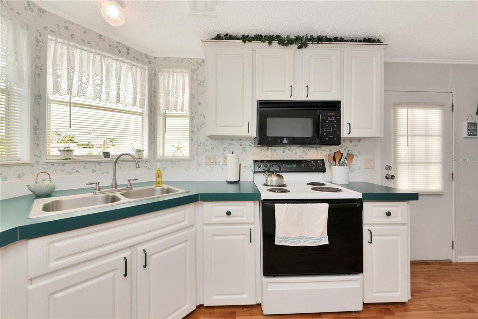 GOLF LAKES RESIDENTS CO-OP - Residential