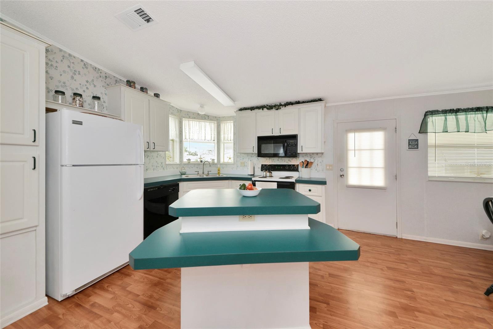 GOLF LAKES RESIDENTS CO-OP - Residential