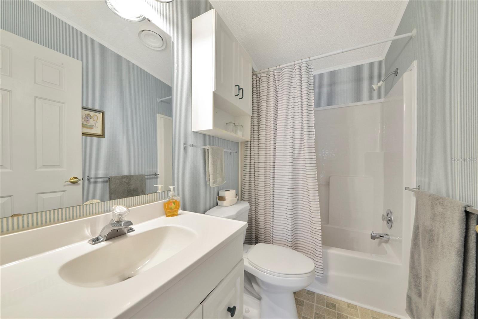 GOLF LAKES RESIDENTS CO-OP - Residential