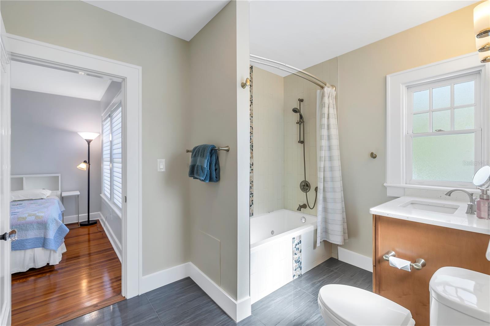 SNELL & HAMLETTS NORTH SHORE ADD - Residential