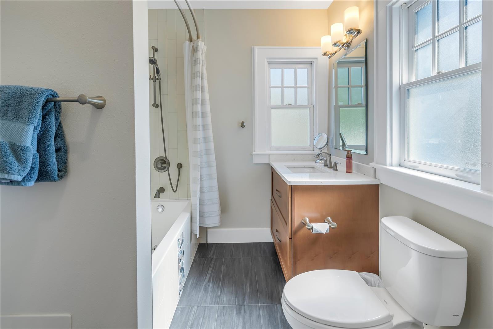 SNELL & HAMLETTS NORTH SHORE ADD - Residential