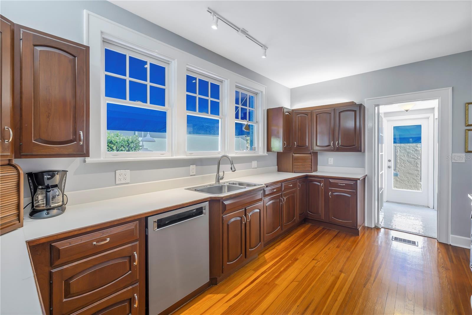 SNELL & HAMLETTS NORTH SHORE ADD - Residential