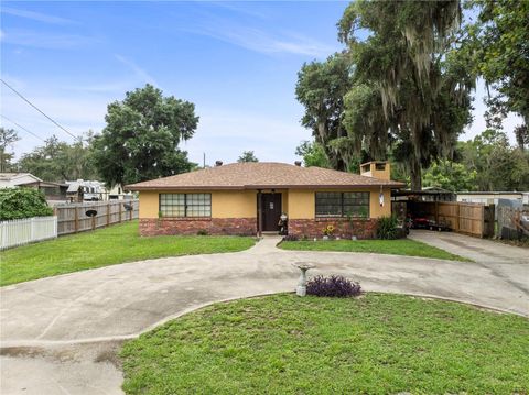 A home in HERNANDO