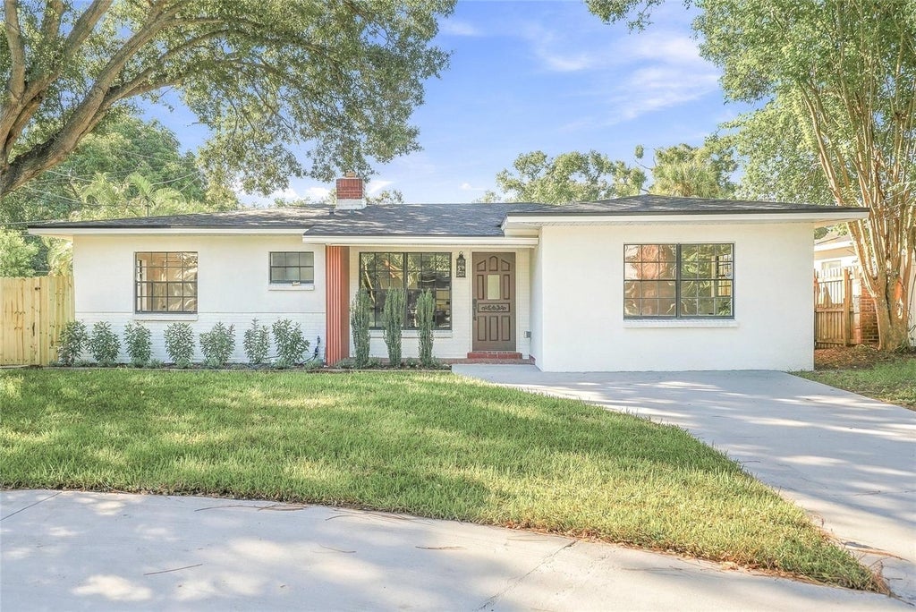 Photo of 3112 S Julia Circle, Tampa, FL 33629 (MLS # TB8555431)