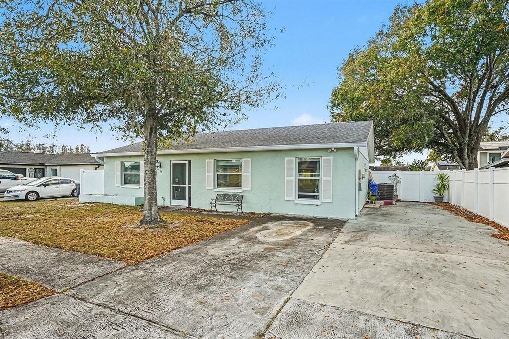 Photo of 6515 Spanish Moss Circle, Tampa, FL 33625 (MLS # TB8468468)
