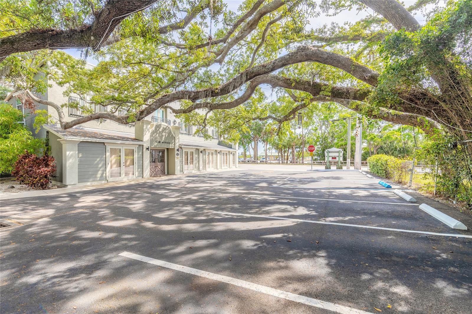 WALKERS HOLLY HILL - Commercial Sale