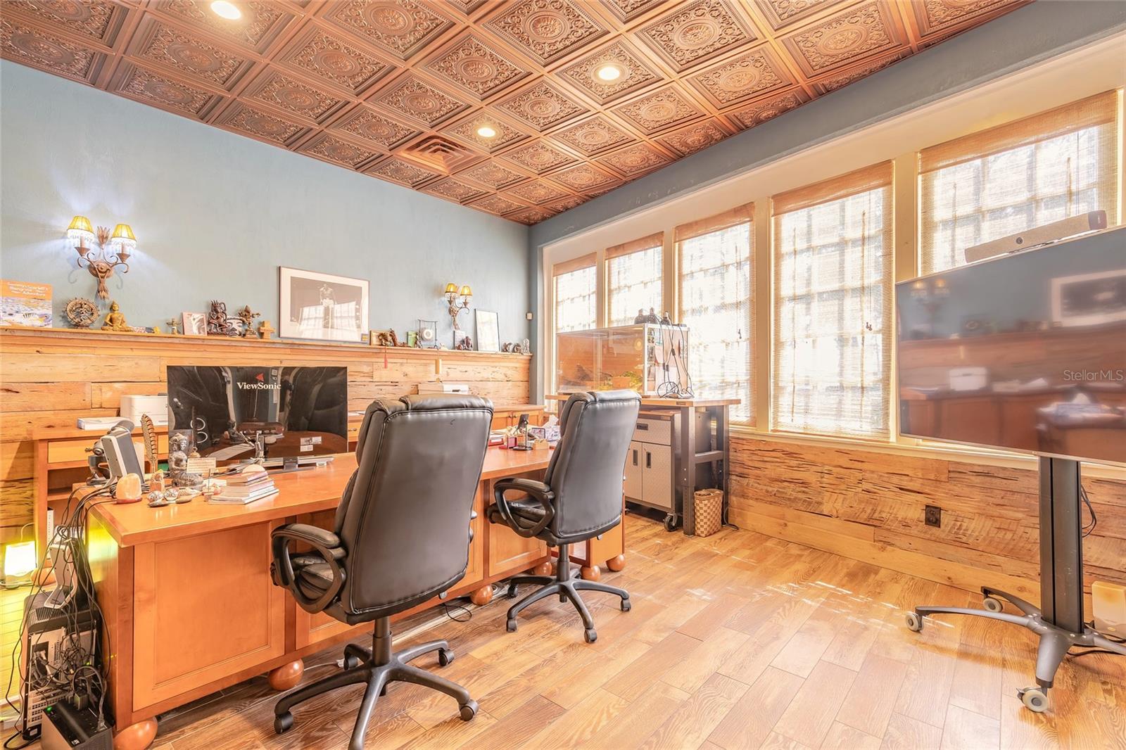 WALKERS HOLLY HILL - Commercial Sale