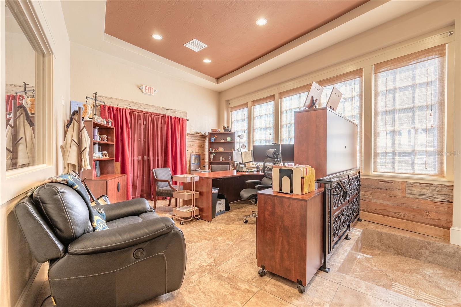 WALKERS HOLLY HILL - Commercial Sale