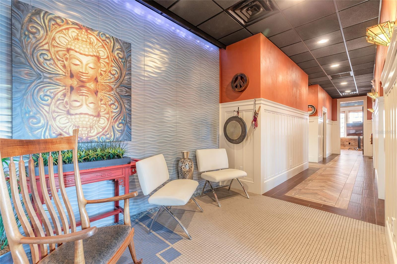 WALKERS HOLLY HILL - Commercial Sale