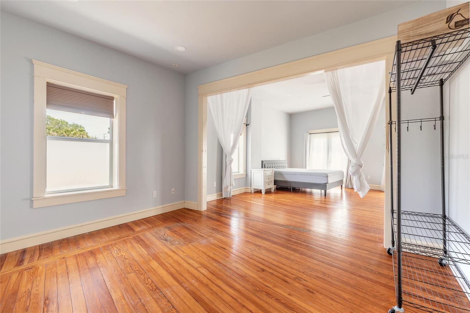 WALKERS HOLLY HILL - Commercial Sale