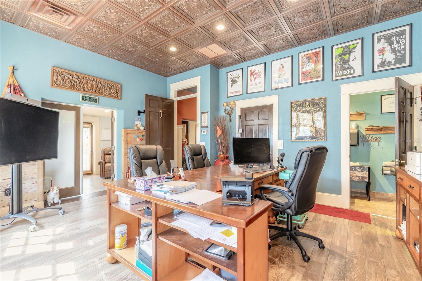 WALKERS HOLLY HILL - Commercial Sale