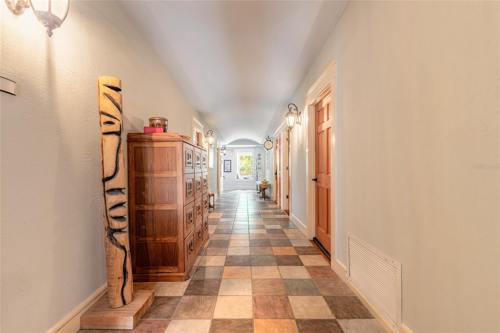 WALKERS HOLLY HILL - Commercial Sale