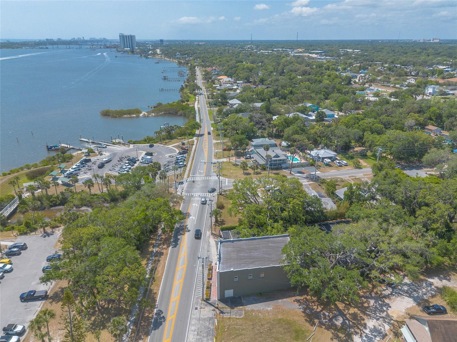 WALKERS HOLLY HILL - Commercial Sale