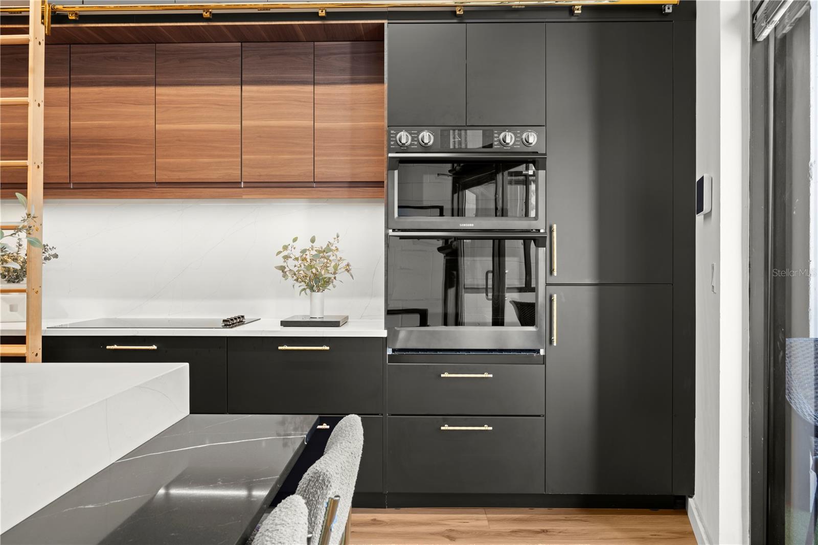 CHANNELSIDE LOFTS - Residential Lease