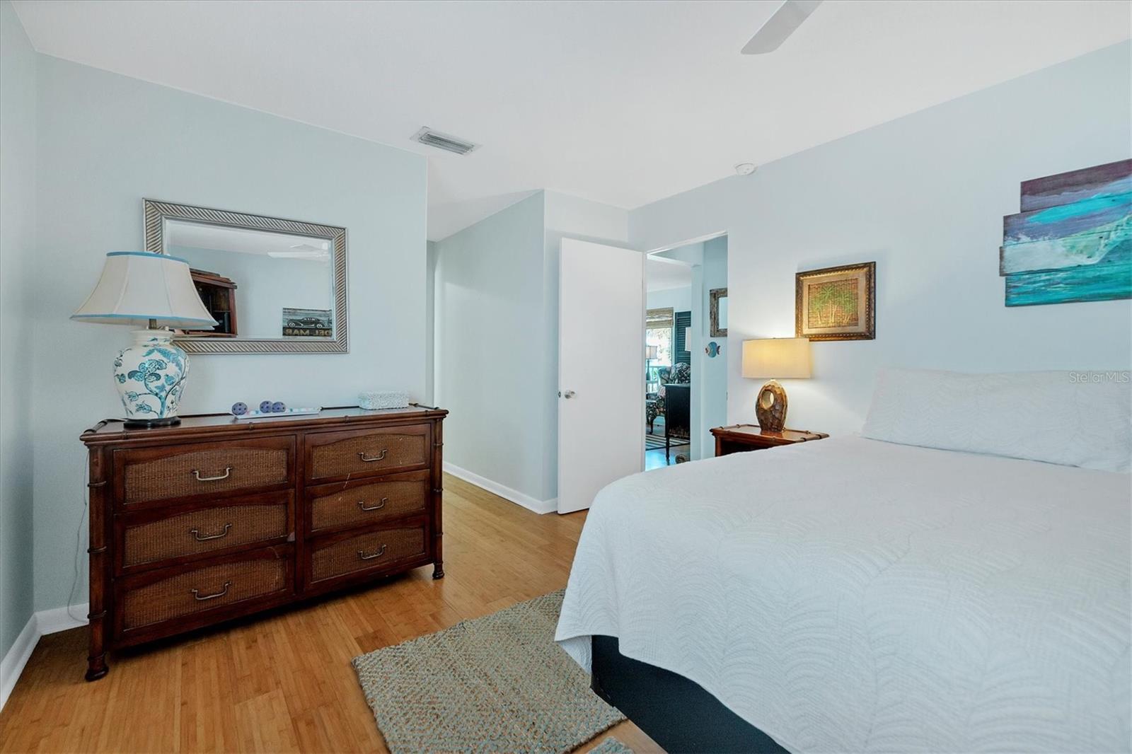 MARK TWAIN - Residential Lease