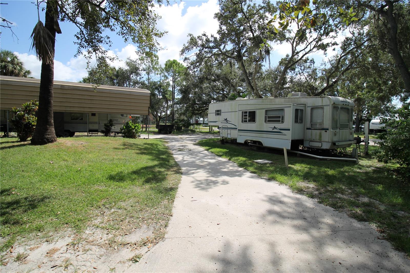 CAUSEWAY BLVD SUB 2 - Residential Income