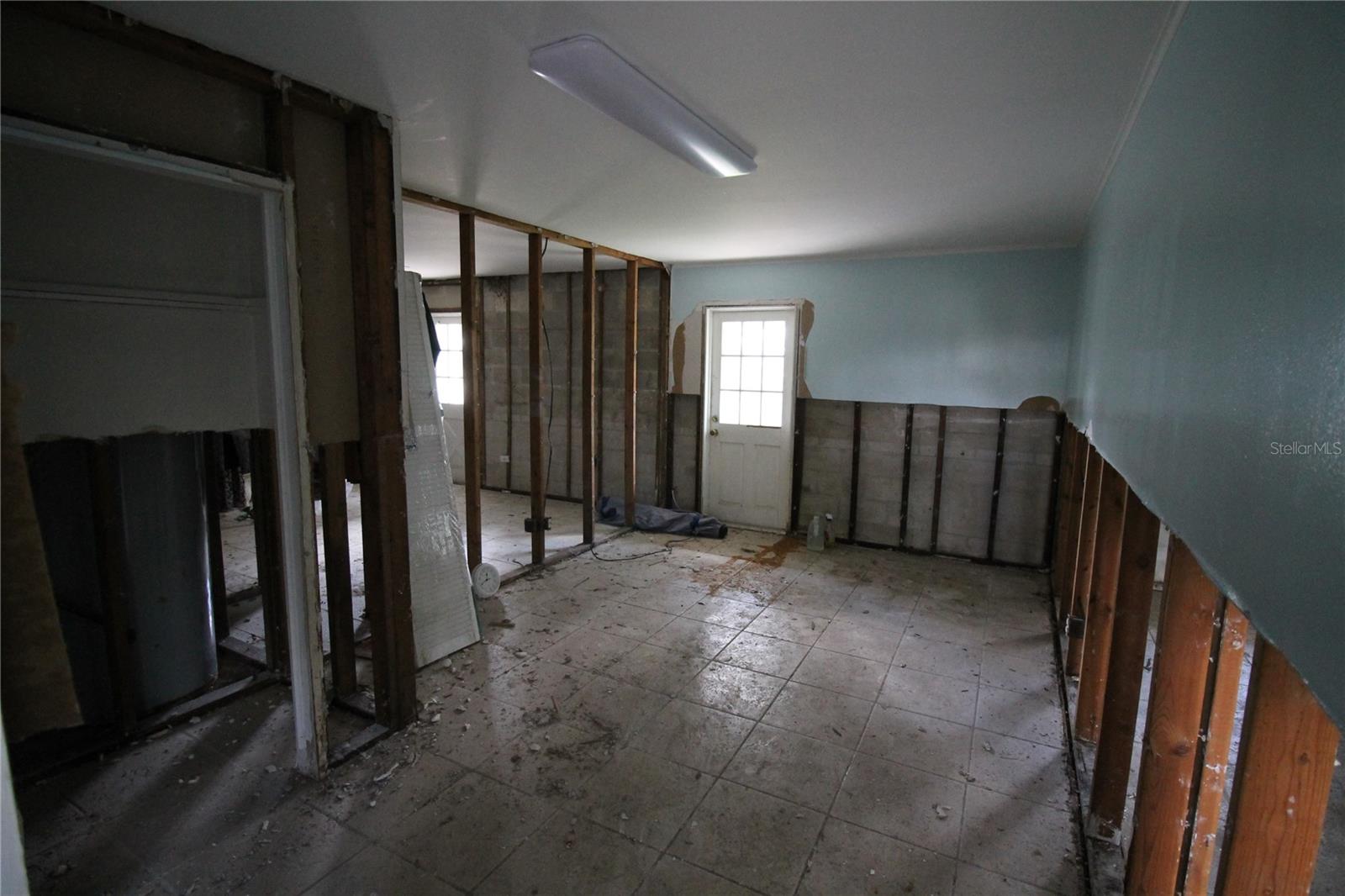 CAUSEWAY BLVD SUB 2 - Residential Income