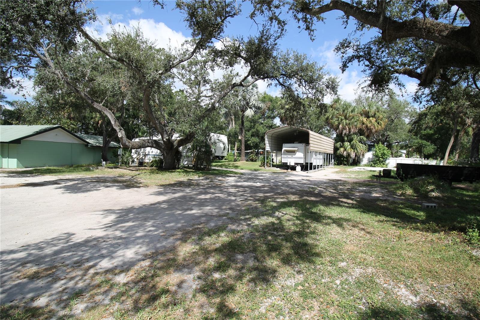 CAUSEWAY BLVD SUB 2 - Residential Income